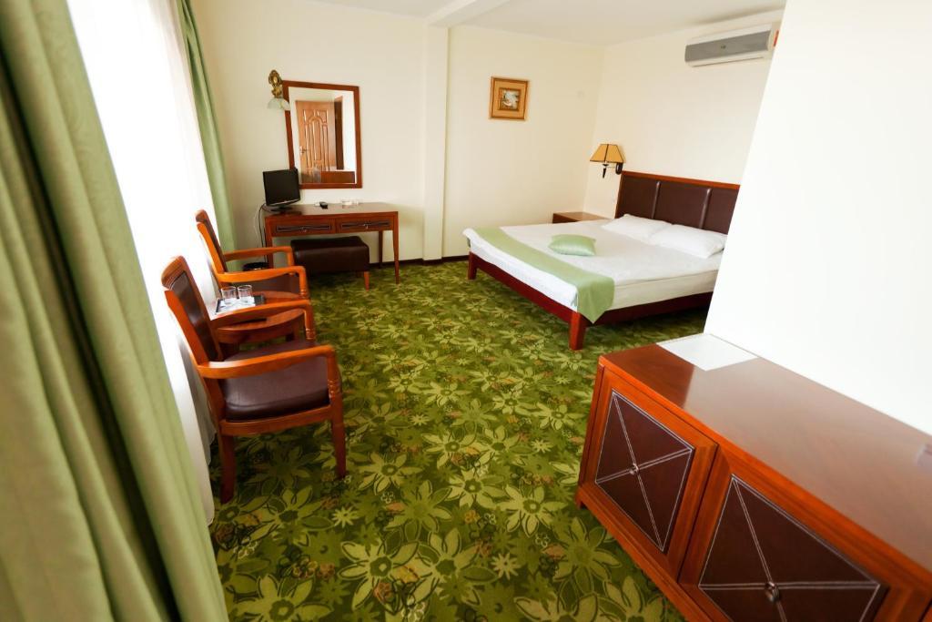 Morelux Boutique Hotel Kapchagay Room photo