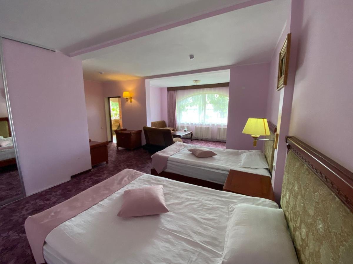 Morelux Boutique Hotel Kapchagay Exterior photo